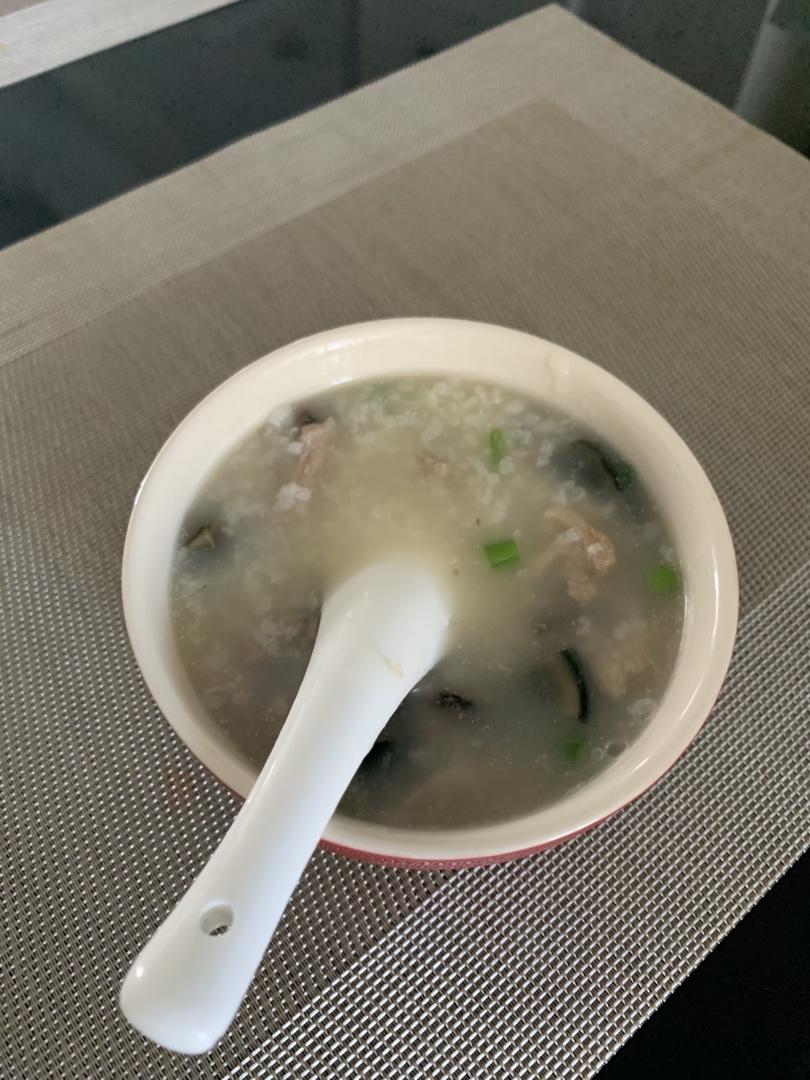 十五分钟快手之香滑皮蛋瘦肉粥(附五分钟电饭煲电压力锅更快捷方法)