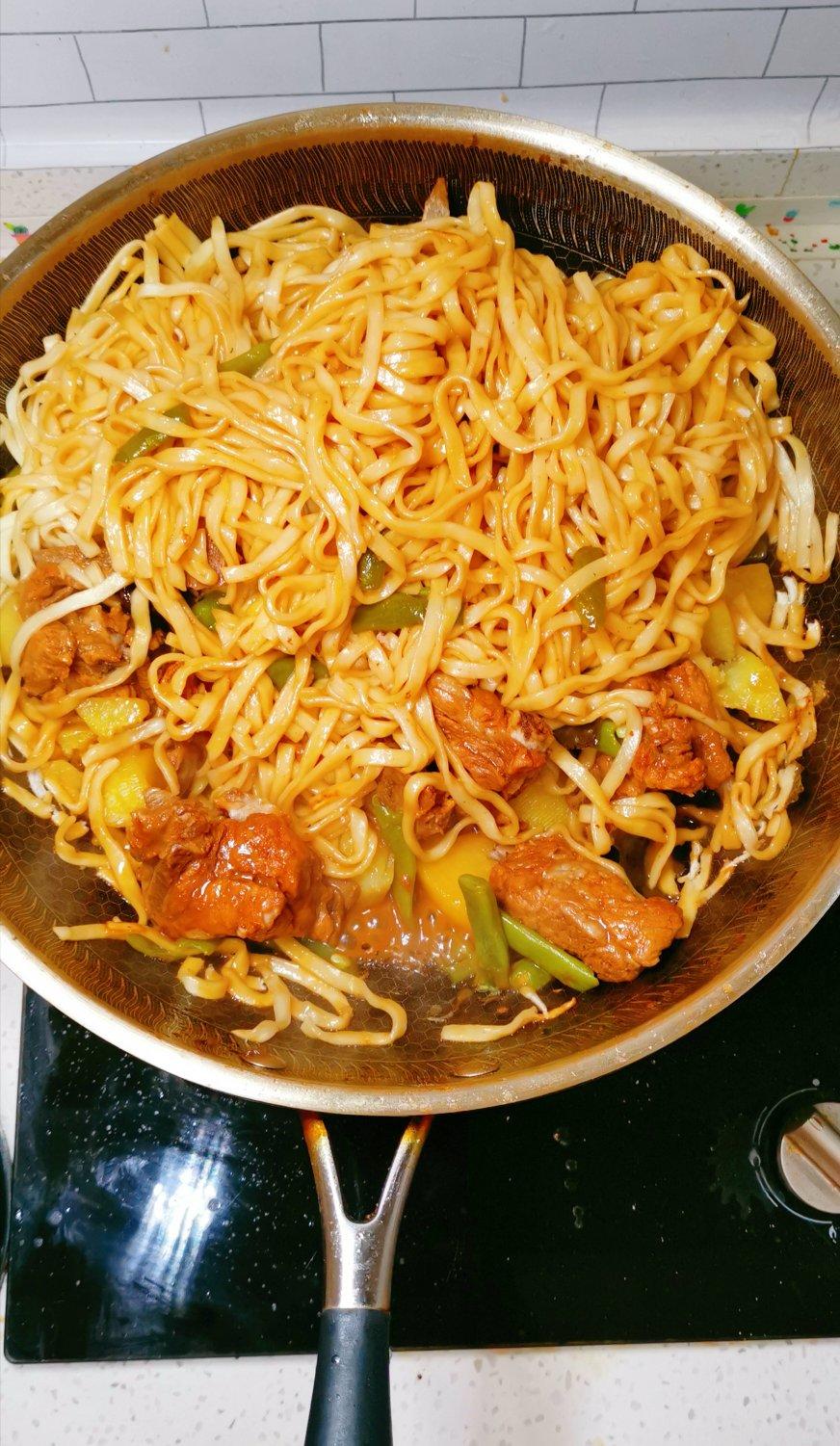 豆角焖面
