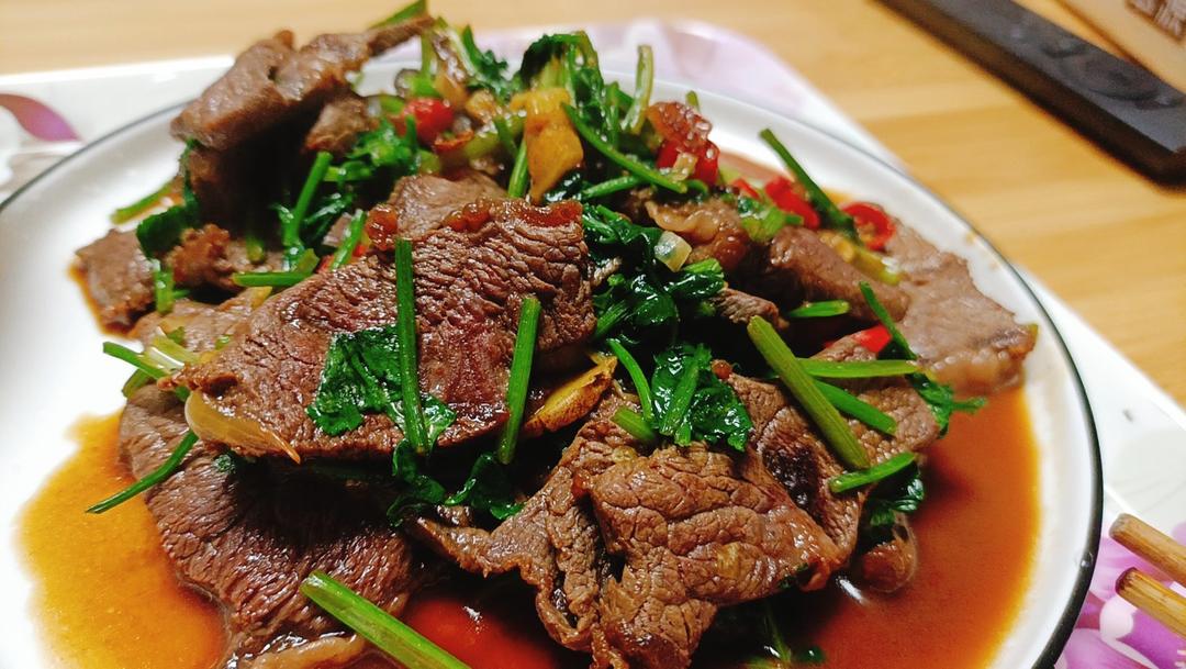 香菜牛肉