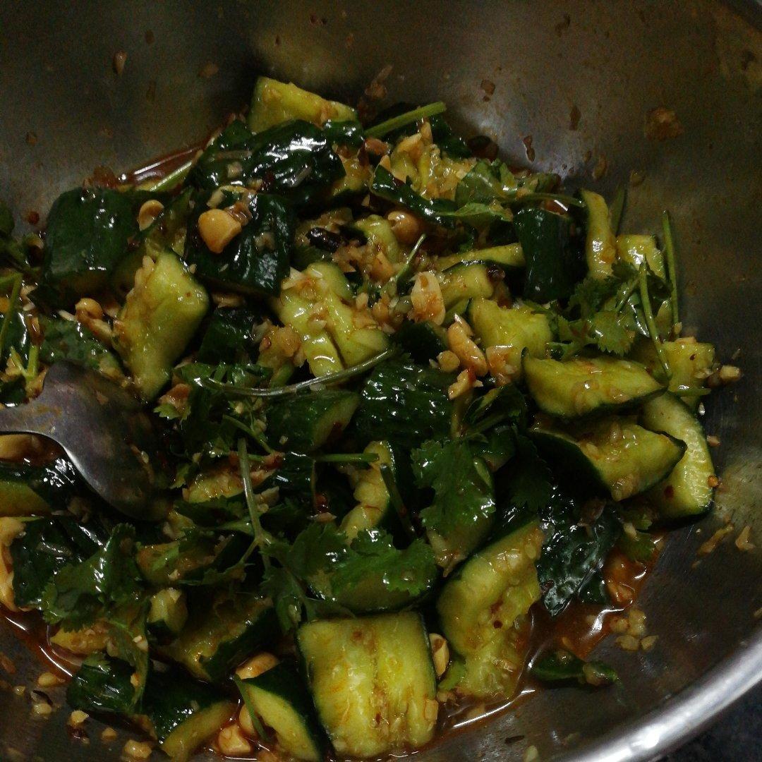 超开胃下饭的凉拌黄瓜