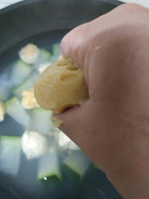 超级祛湿减肥冬瓜薏米丸子汤的做法 步骤14