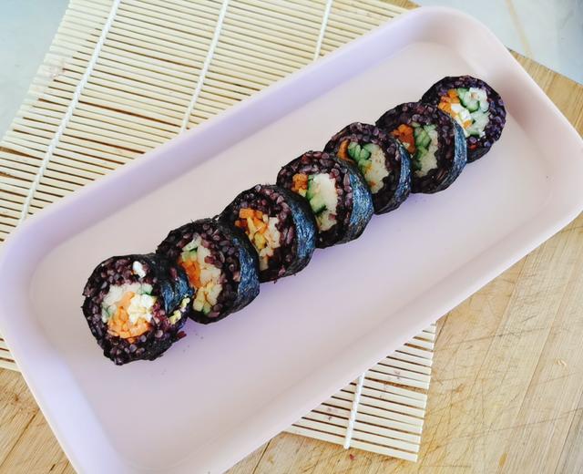 糙米寿司卷的做法