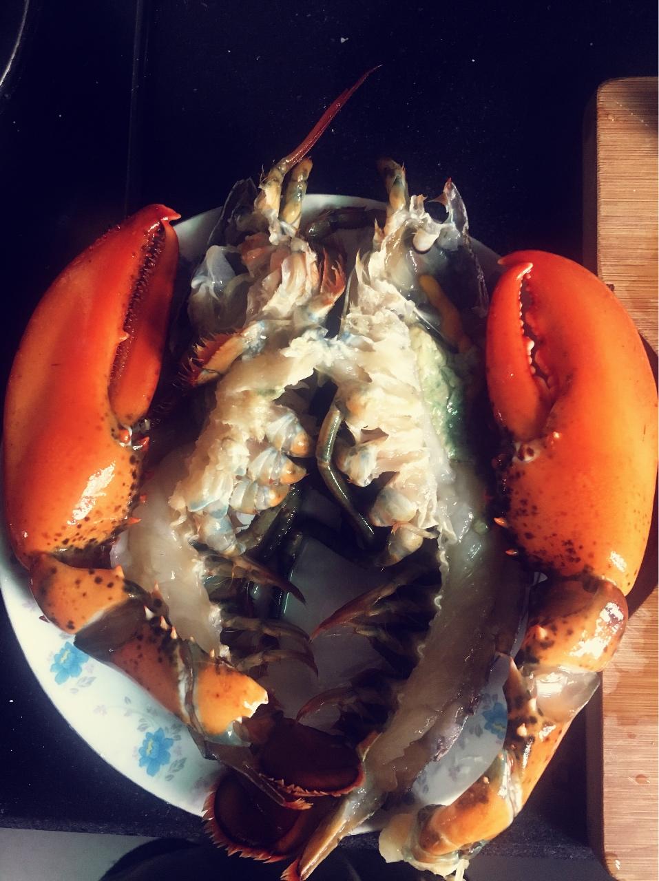 蒜蓉蒸波士顿龙虾