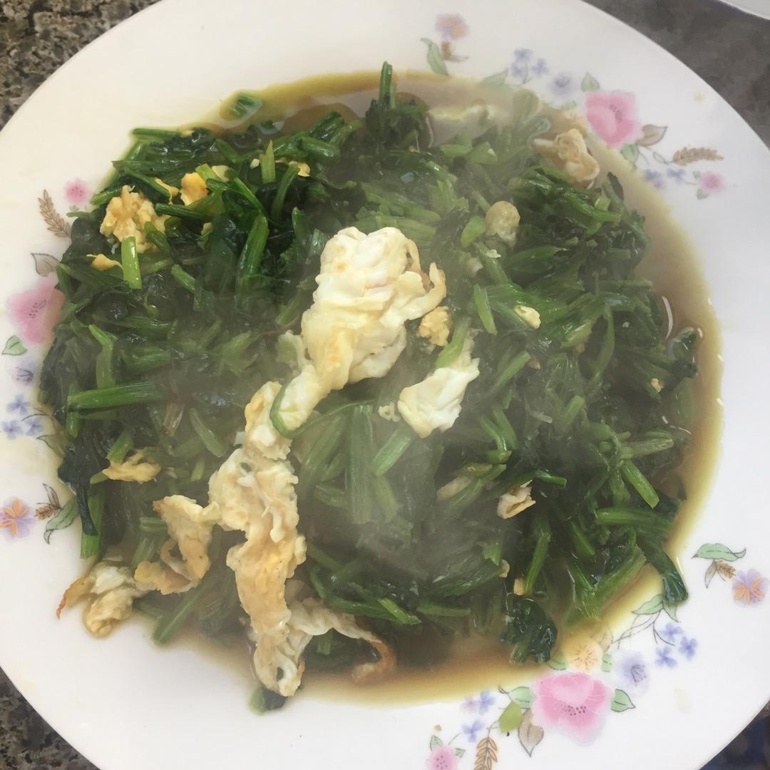 菠菜炒鸡蛋