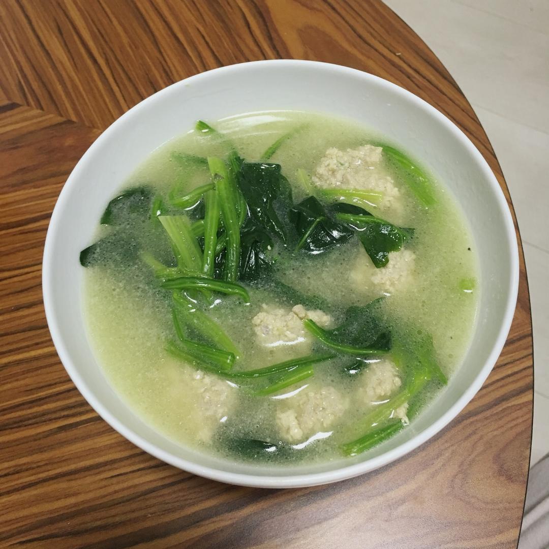 菠菜丸子汤