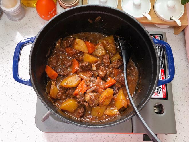 法式红酒炖牛肉-😋传统法式料理的做法