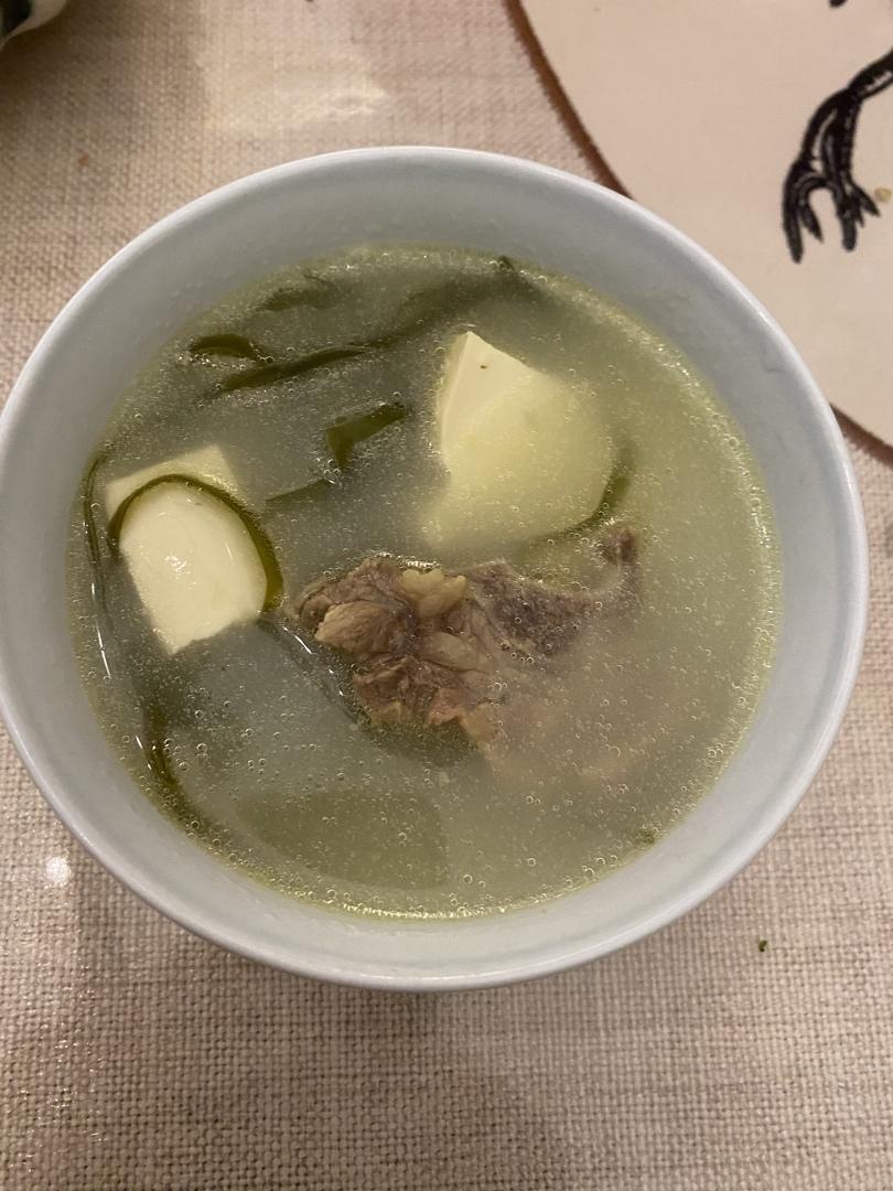 海带豆腐汤