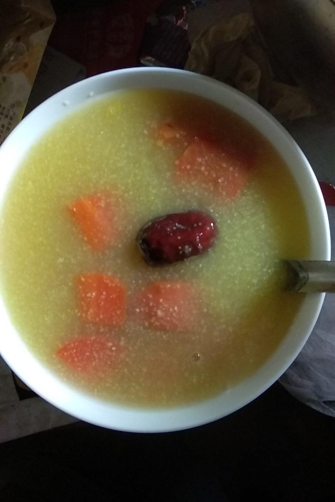 煮玉米糁稀饭不糊的方法