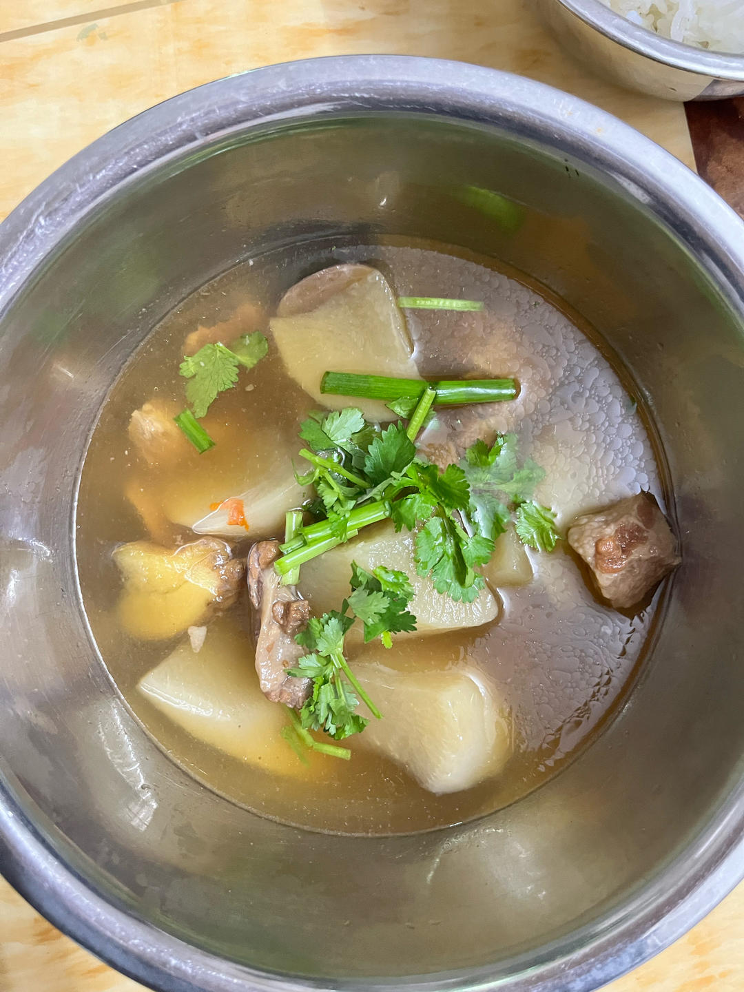 冬日限定——清炖萝卜牛腩（照例附蘸料）