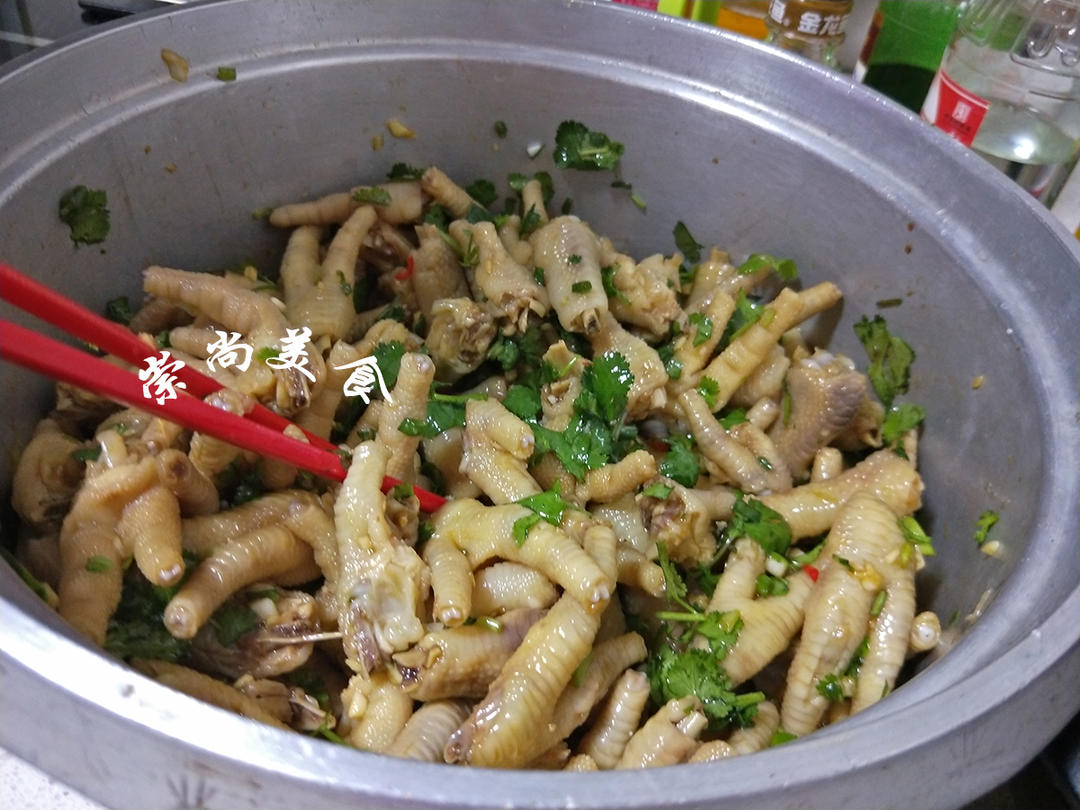 网红鸡脚(酸辣鸡脚)