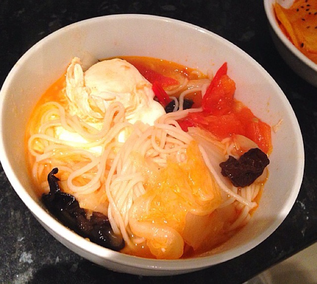 病号饭-番茄汤面