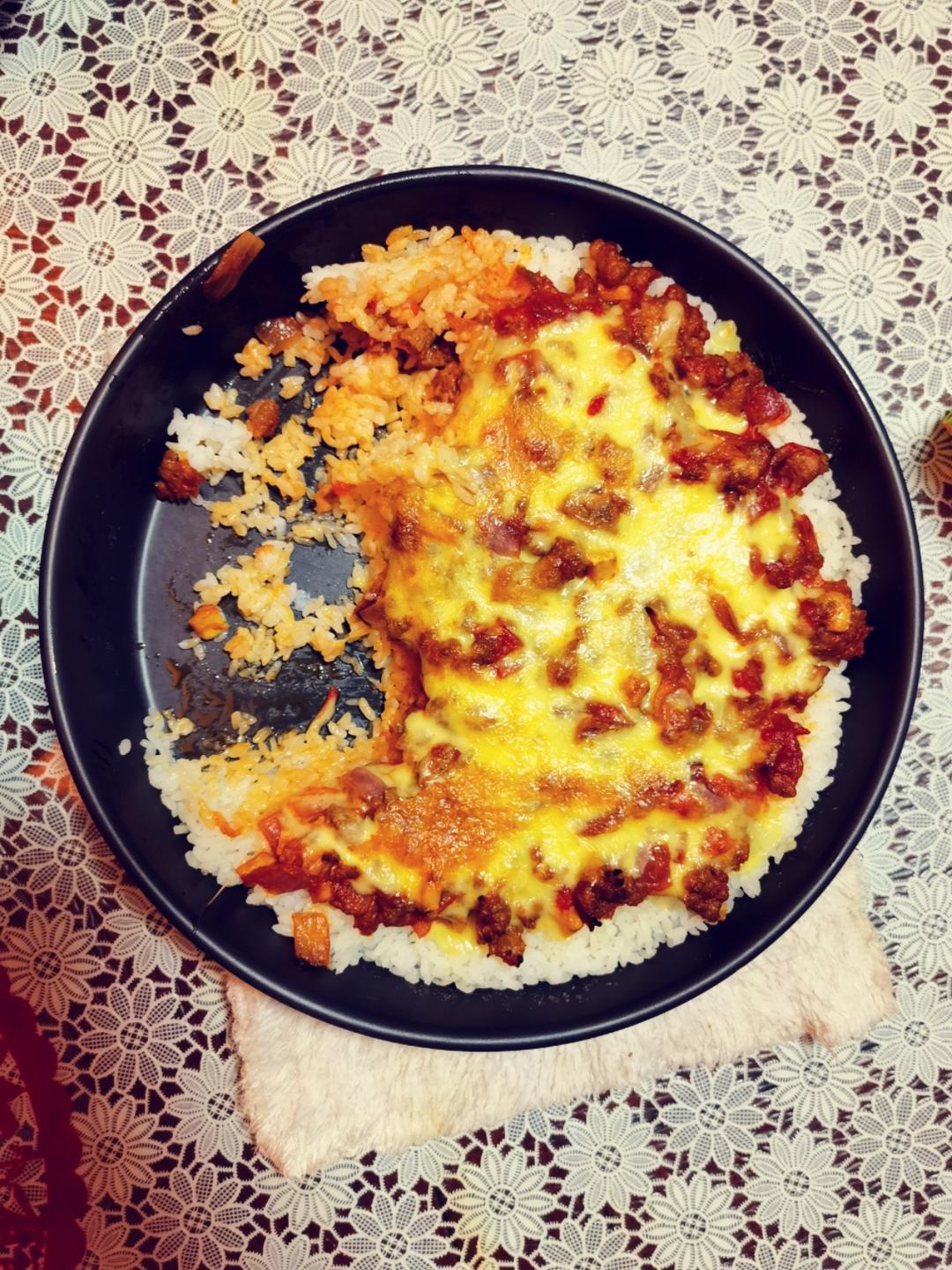 蕃茄肉酱奶酪焗饭