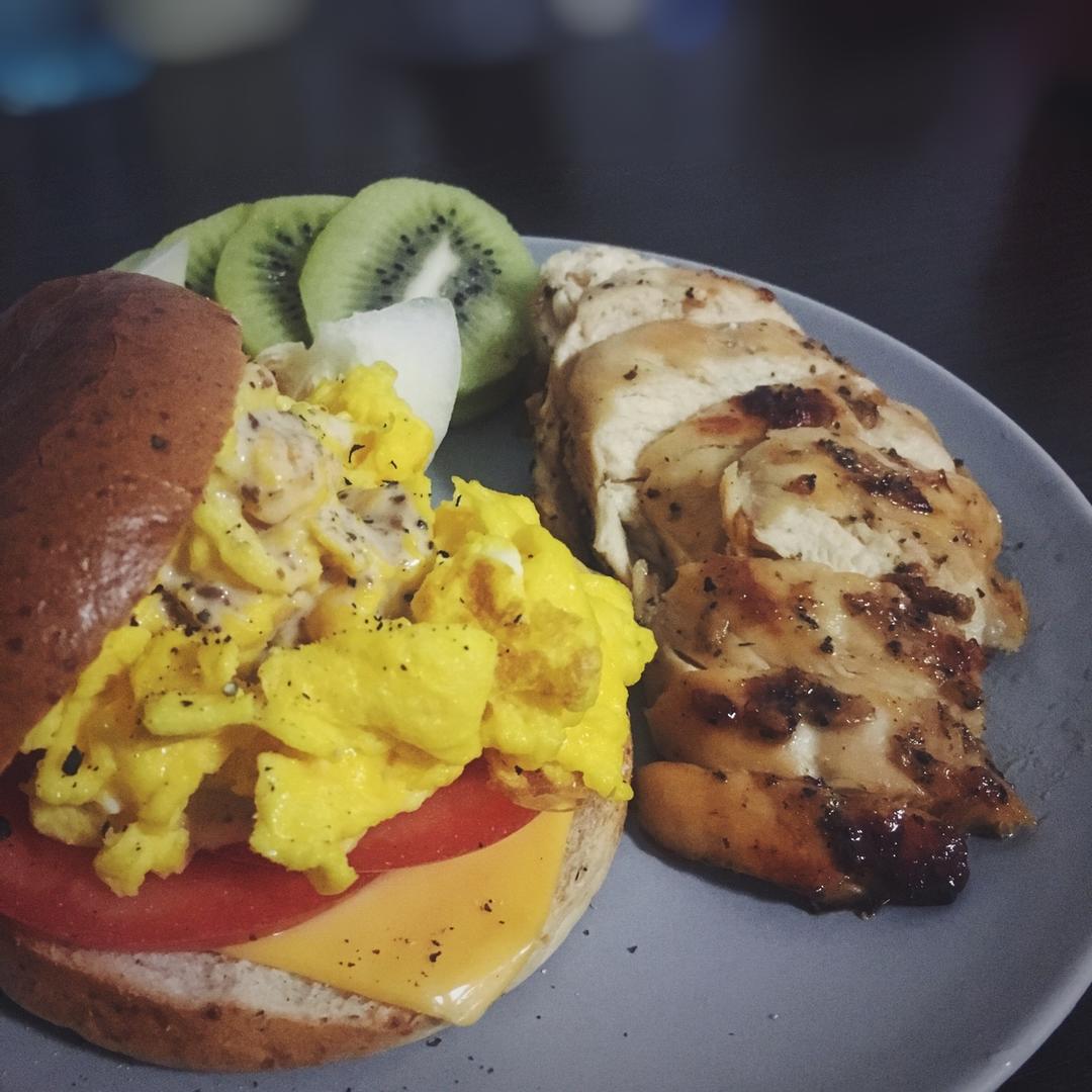 酷炫屌炸天好吃的煎鸡胸肉（香蒜蜂蜜煎鸡胸肉）