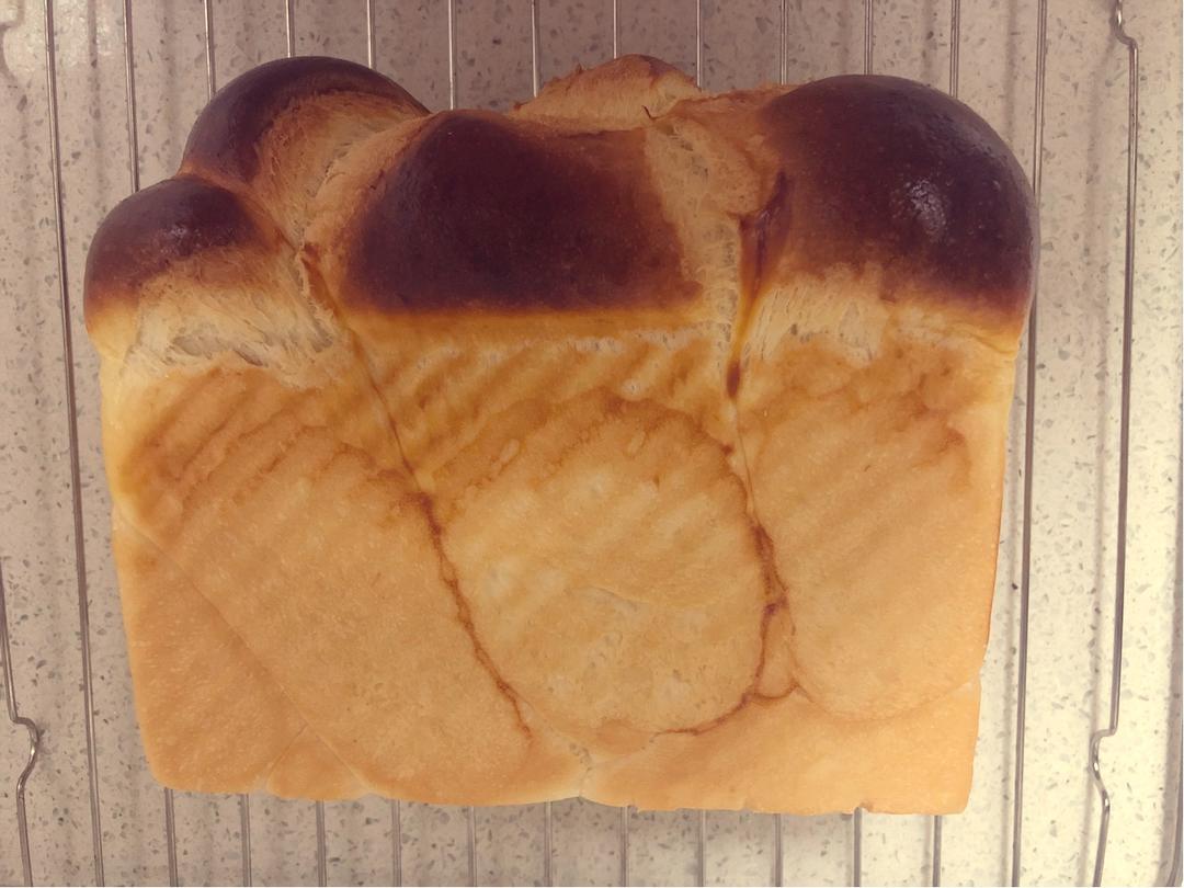 又一款0基础超快手巨松软神似黄金堡的酸奶吐司