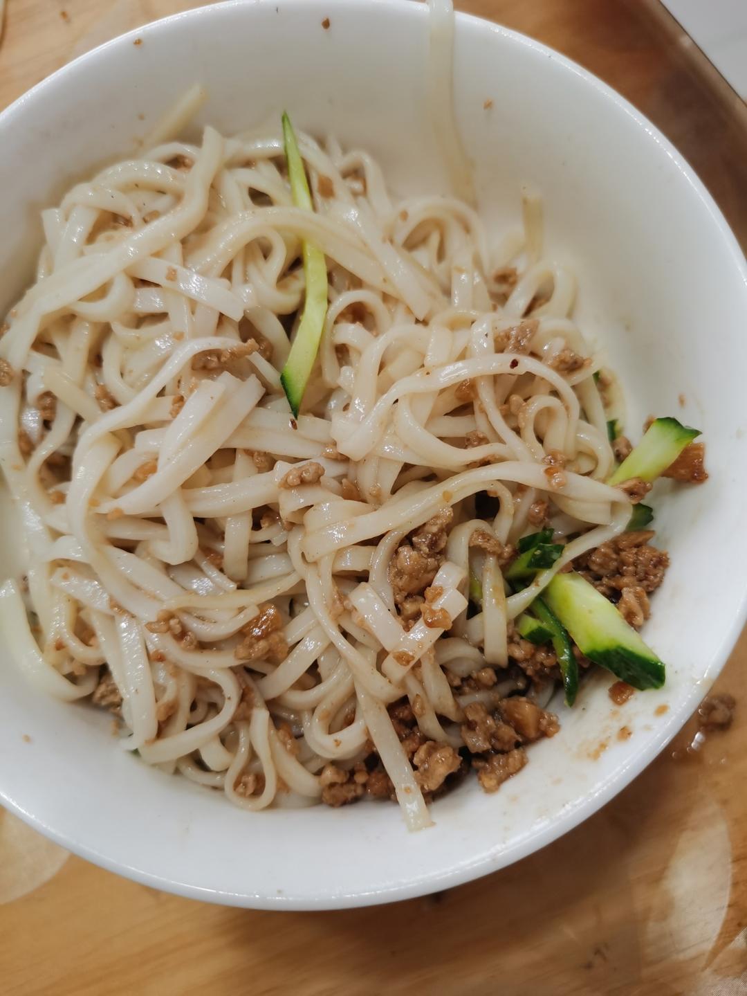 炸酱面