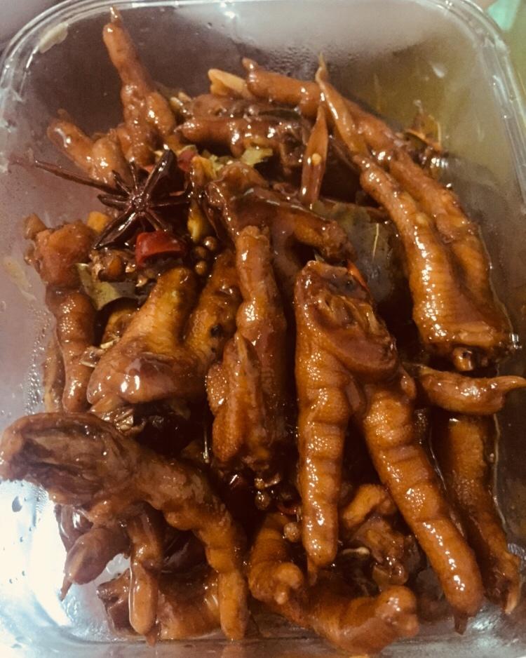 香辣烧鸡爪