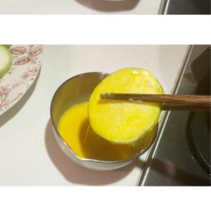韩式煎西葫芦饼的做法 步骤3