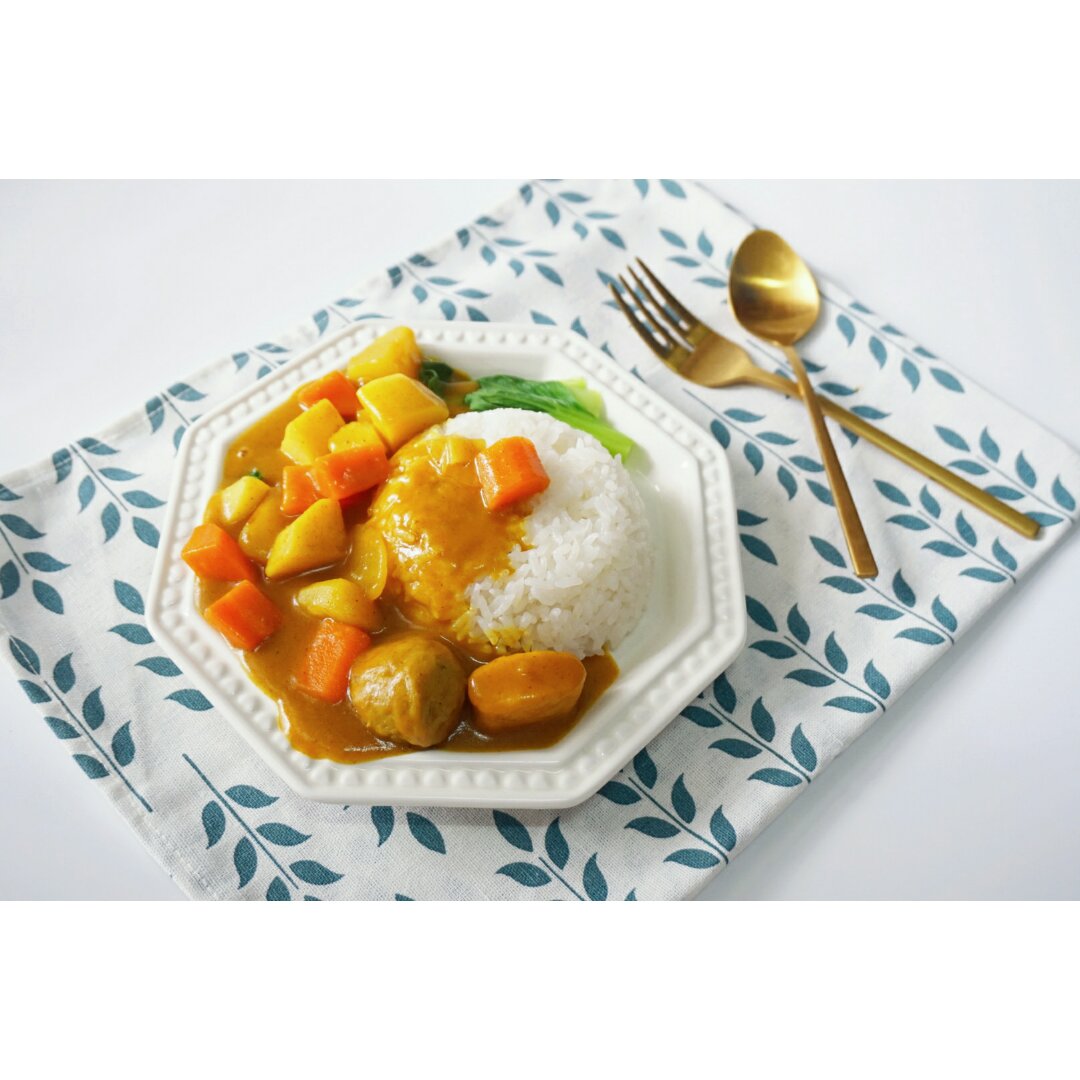 嘛咪嘛咪哄做的咖喱饭