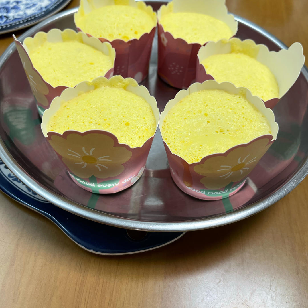蒸纸杯蛋糕🧁全蛋打，无需分蛋，无泡打粉！