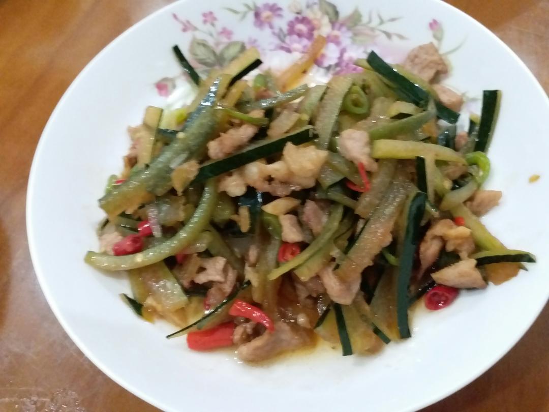 冬瓜皮炒肉