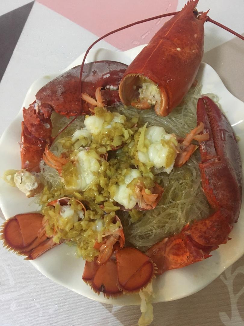 蒜蓉龙虾蒸粉丝