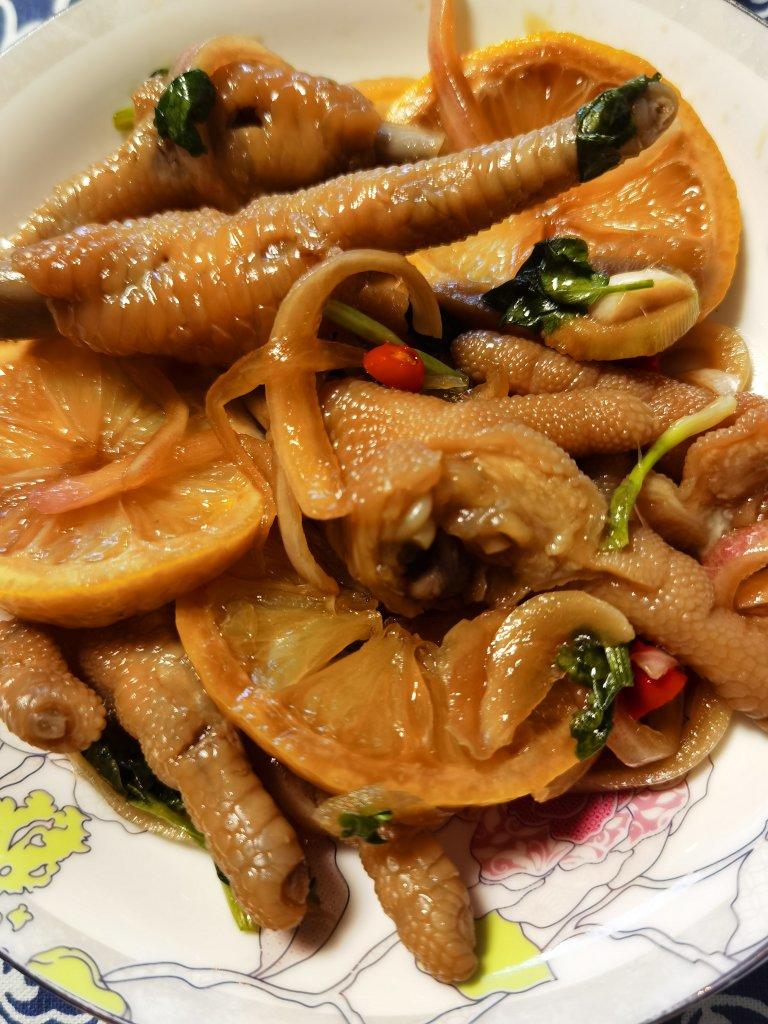 百吃不厌的柠檬鸡爪