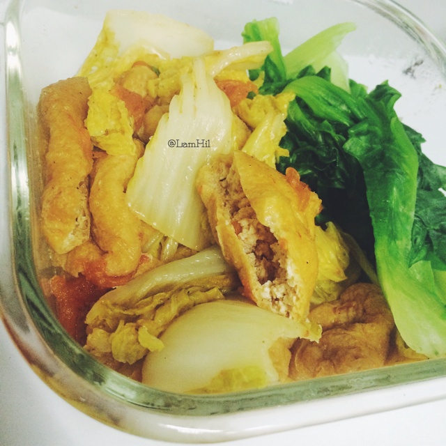 番茄白菜炖豆腐泡