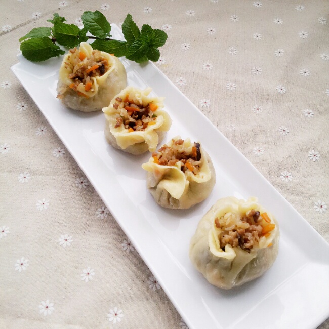 小少妈妈做的糯米烧麦