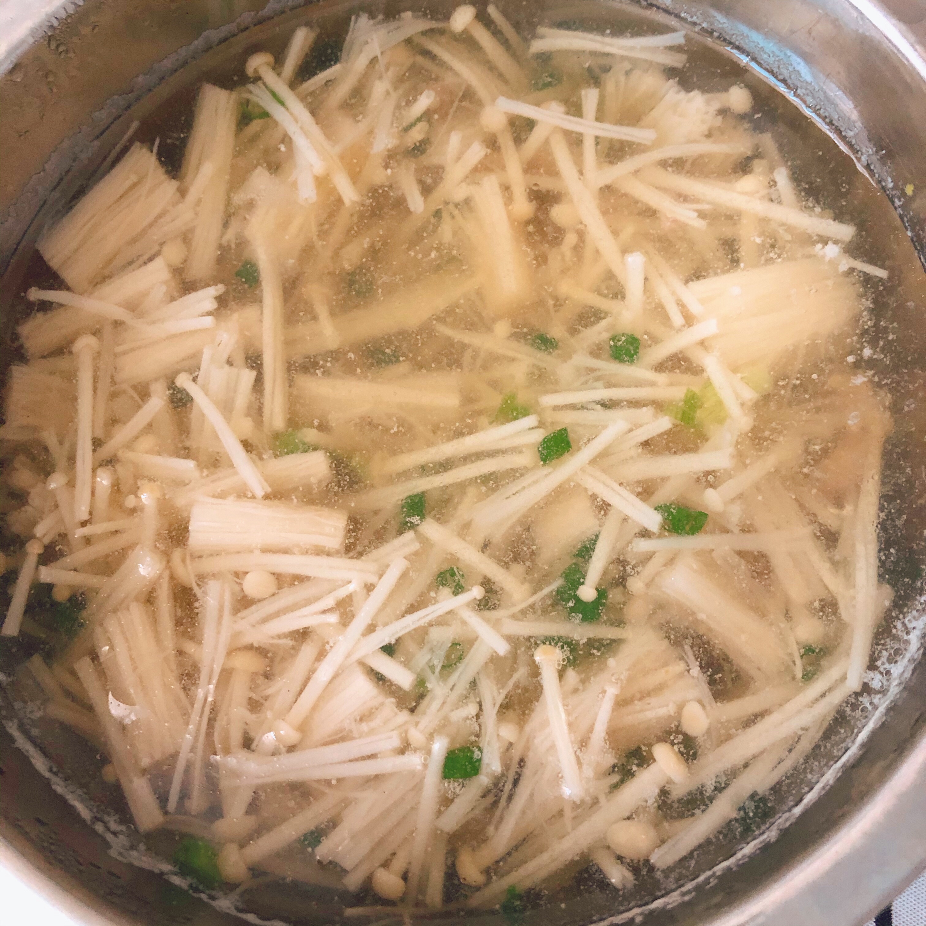 金针菇瘦肉汤的做法