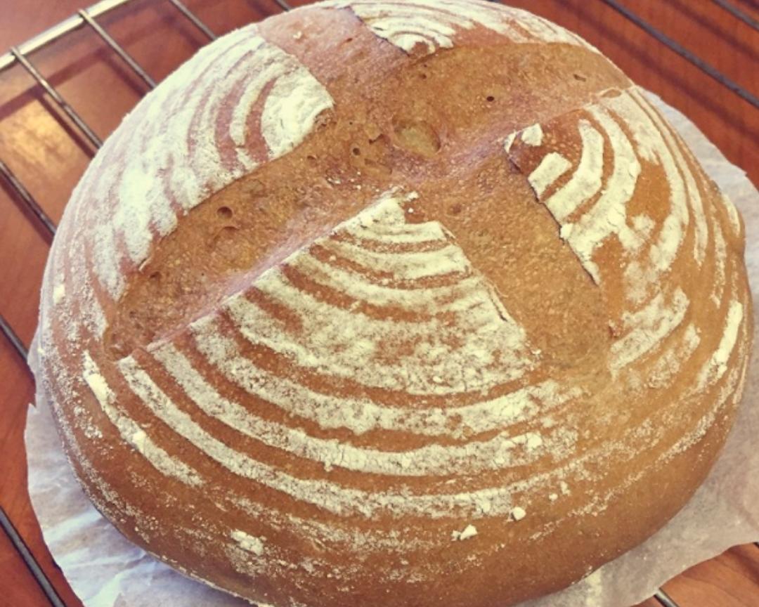 无油糖全麦啤酒欧包（手揉/面包机）的做法