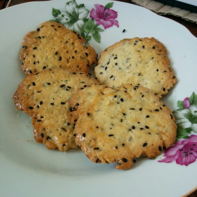 无蛋无奶芝麻饼干