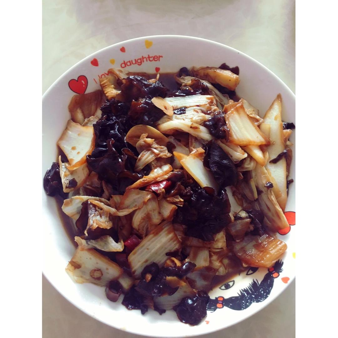 白菜炒木耳