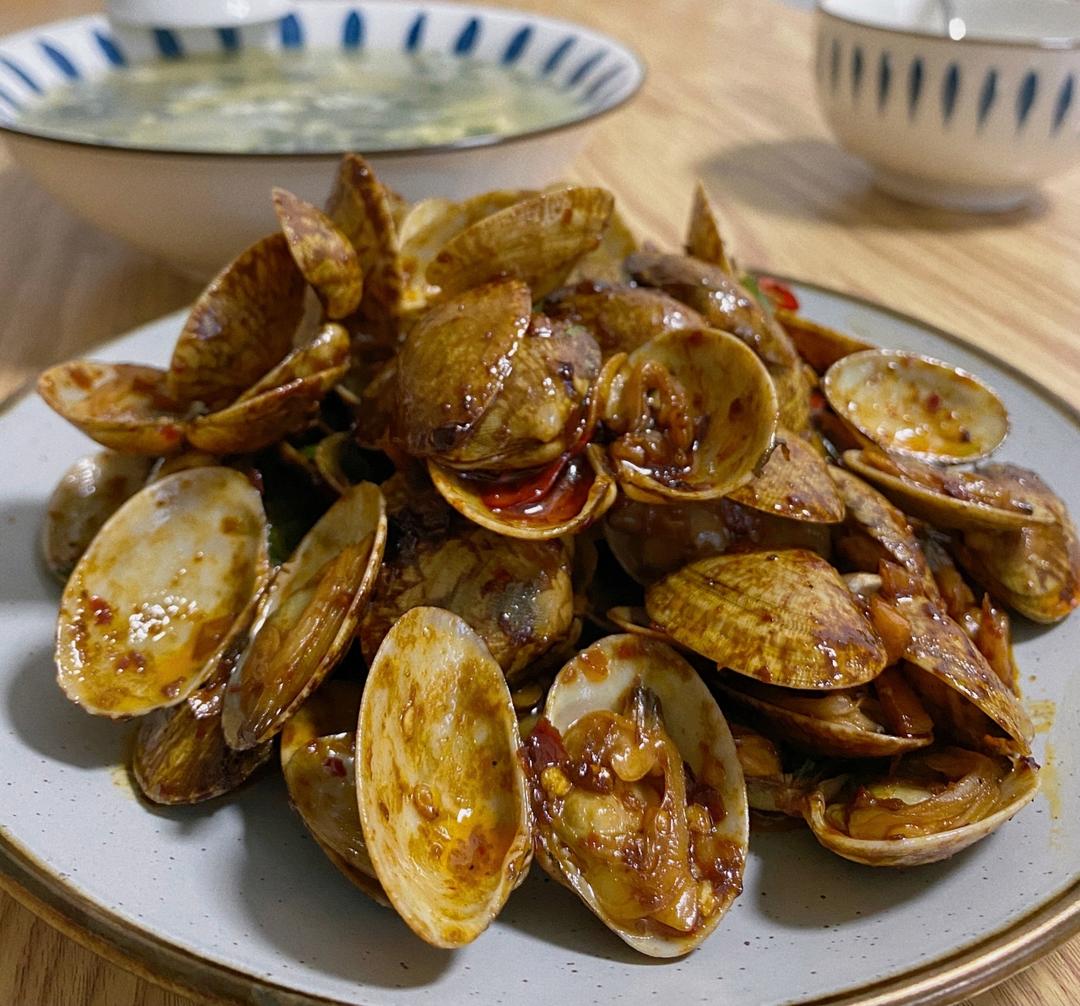 5分钟快手菜❗️秒杀路边摊爆炒花甲～好吃到爆