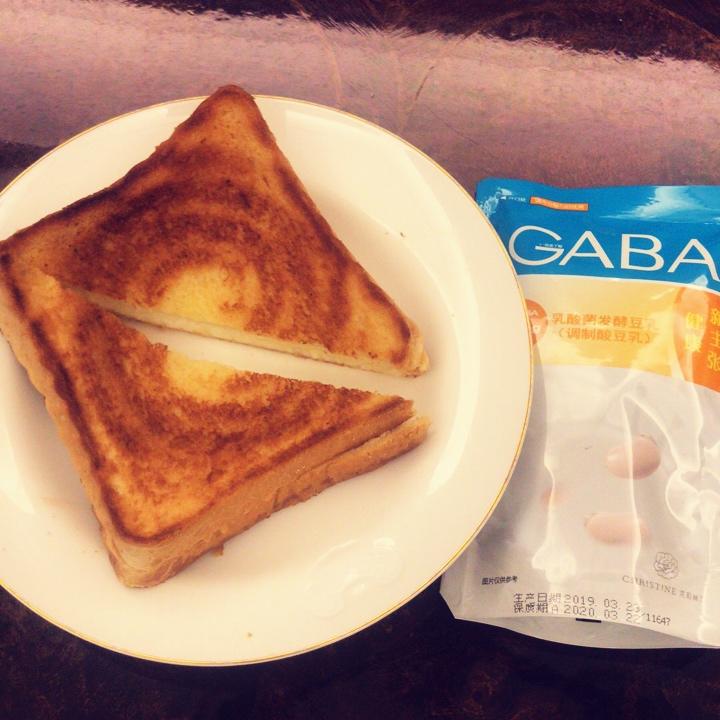 烤芝士三明治（Grilled Cheese Sandwich）