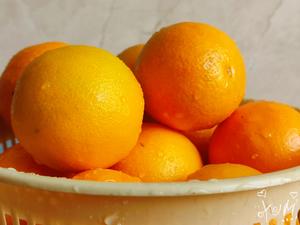 橙子精油的做法 步骤2