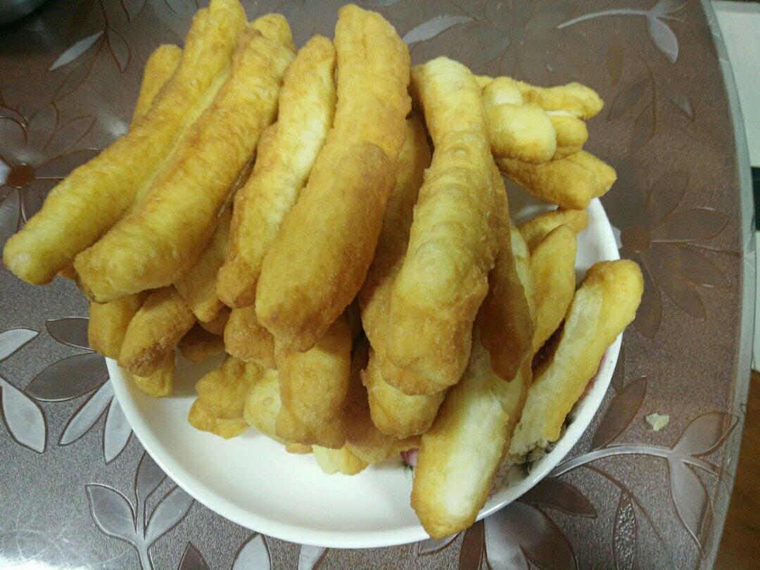 自制无泡打粉油条