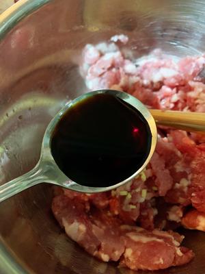 肉酿虎皮尖椒-你怎么那么好吃的做法 步骤2
