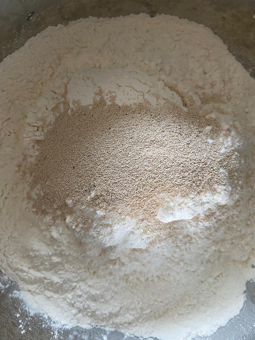 纯奶手撕吐司的做法 步骤1