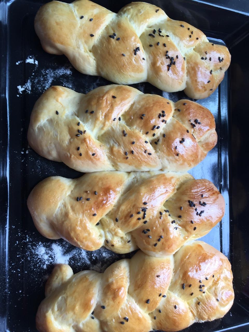 酸奶辫子面包（一次发酵）