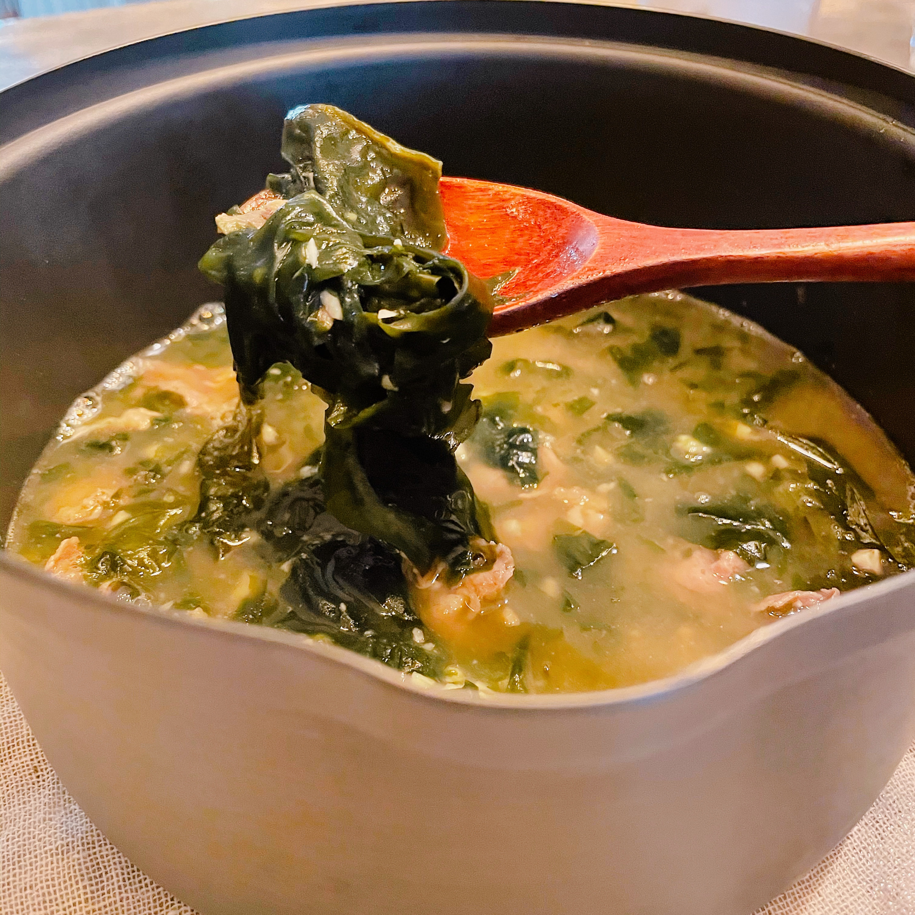 正宗韩式海带汤（月子汤）的做法