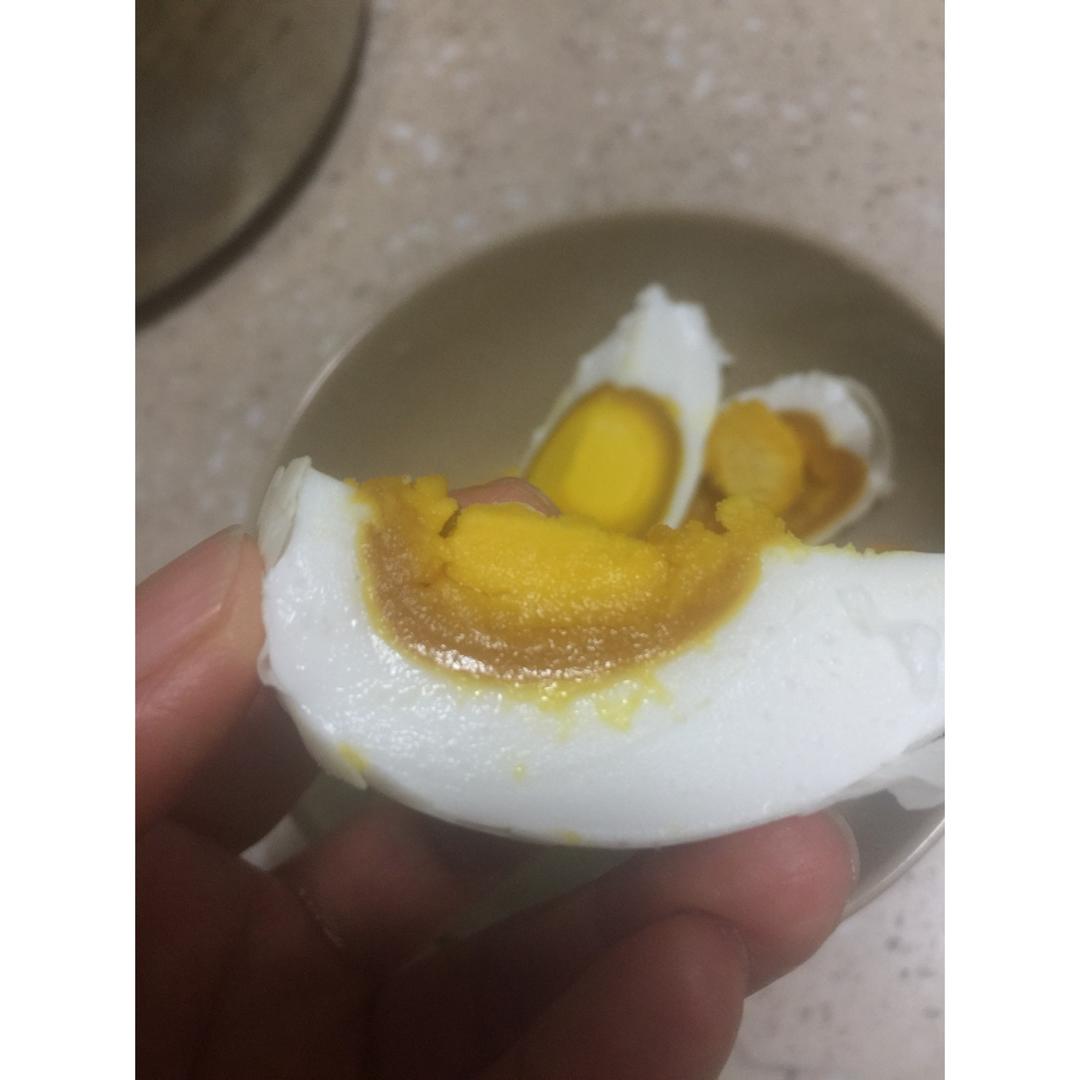 自制咸蛋： 100%出油起沙的咸蛋