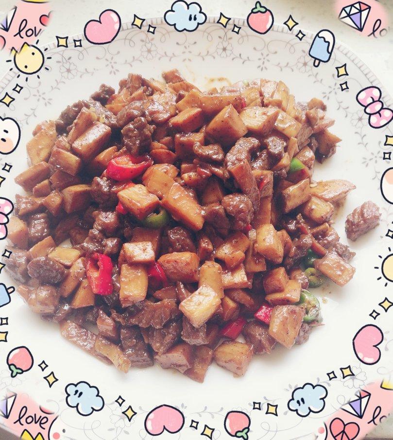 家常菜~杏鲍菇烧牛肉粒