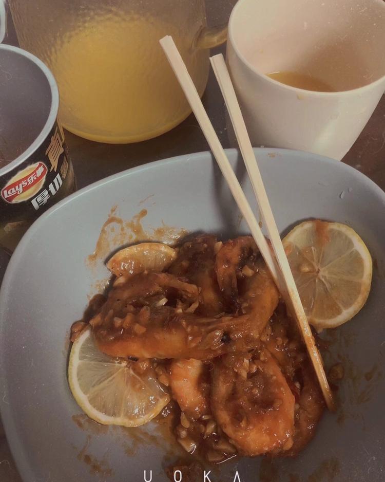 柠檬甜辣虾