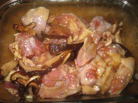 电饭煲之香菇糯米鸡饭的做法 步骤2
