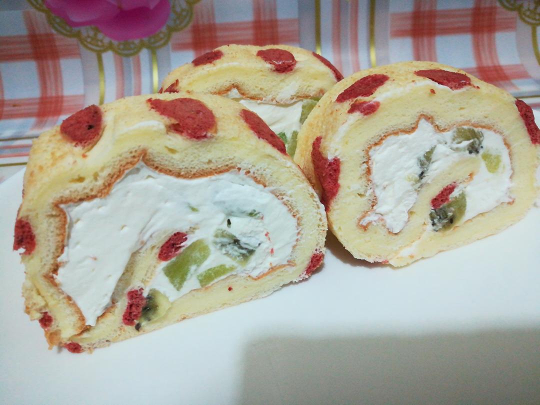 小四卷～风靡美食群的美味蛋糕卷