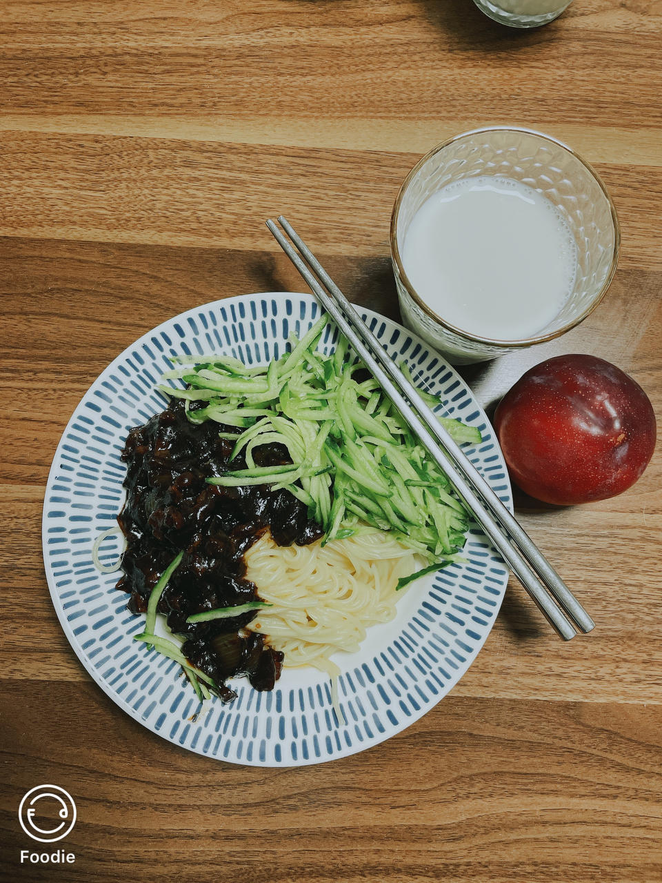 我发誓这将是你吃过最好吃的炸酱面，一口下去回味无穷！！！