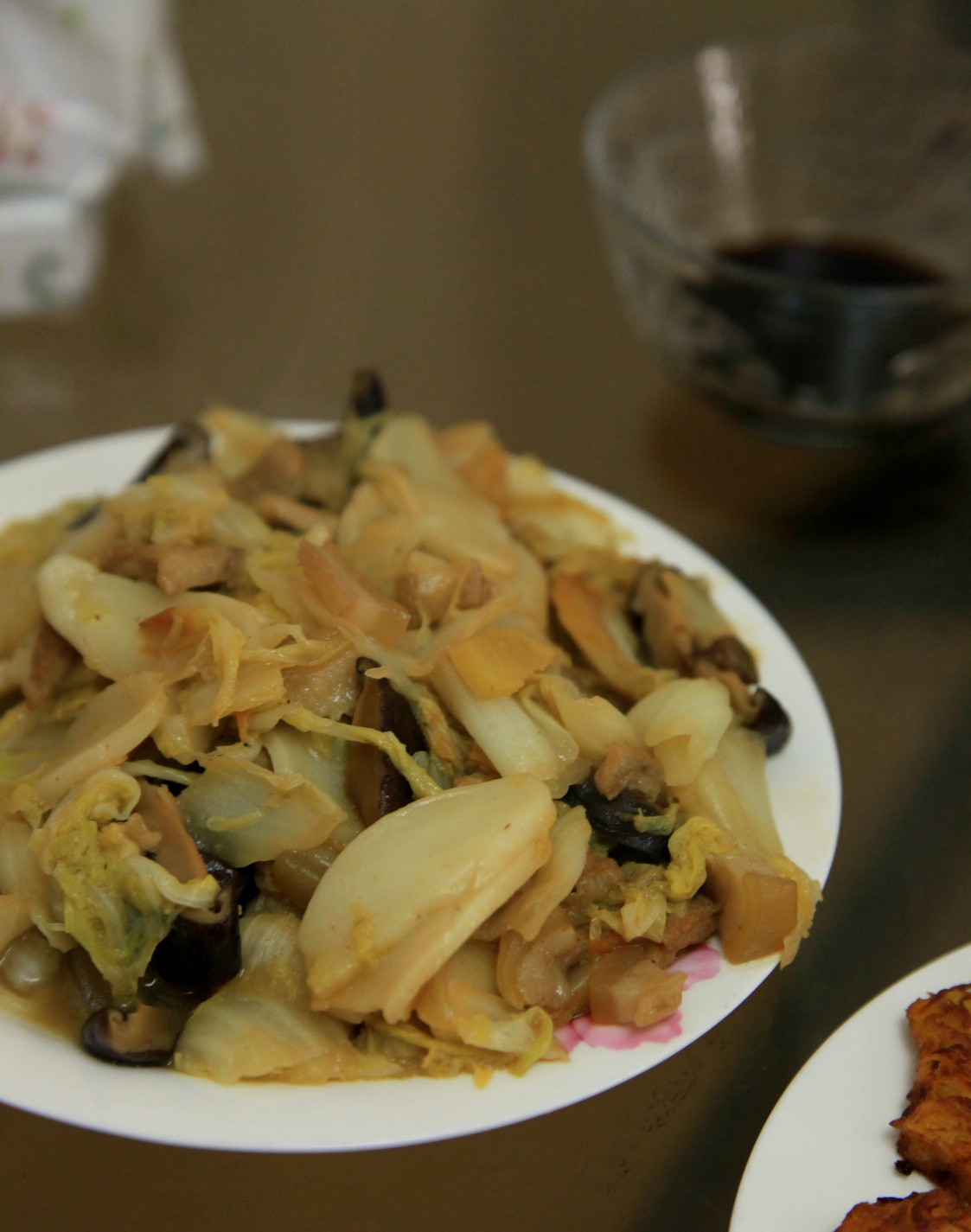 黄芽菜肉丝炒年糕