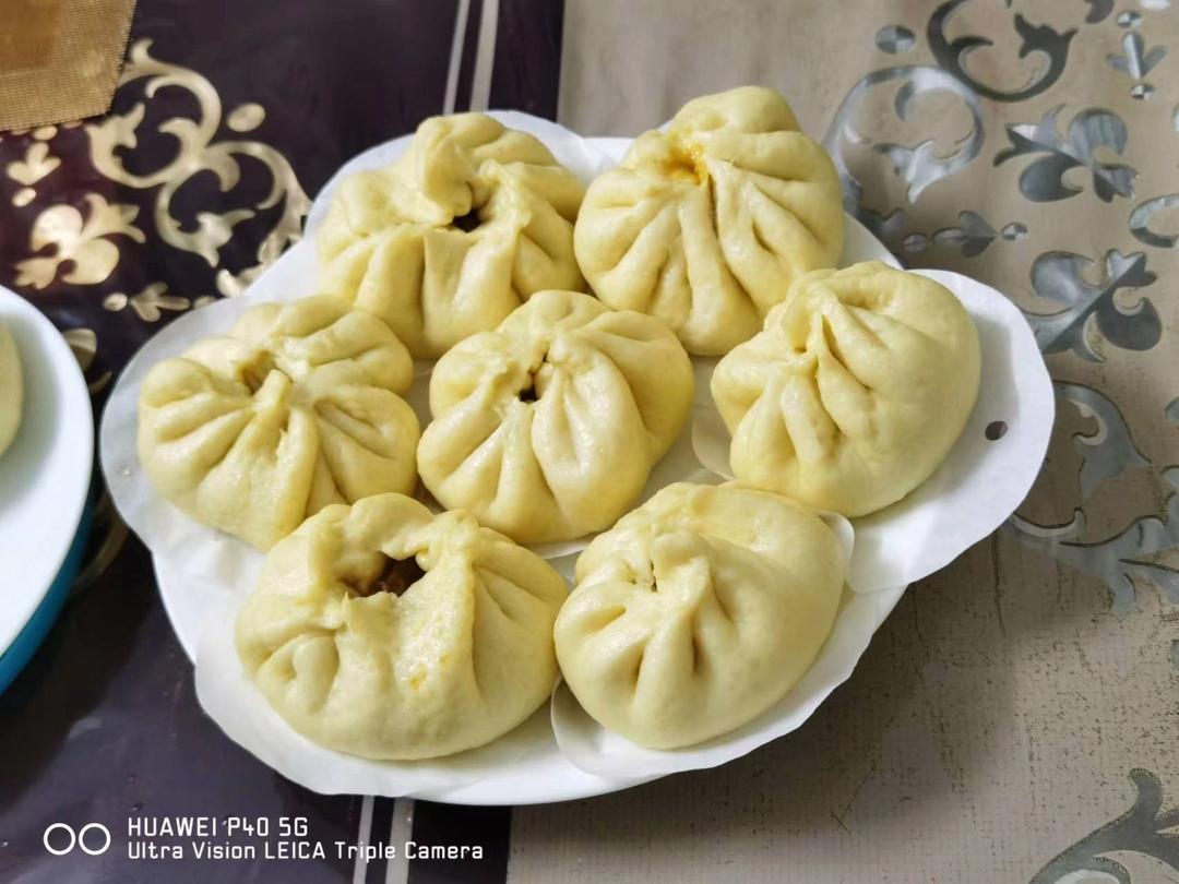 鲜肉包子