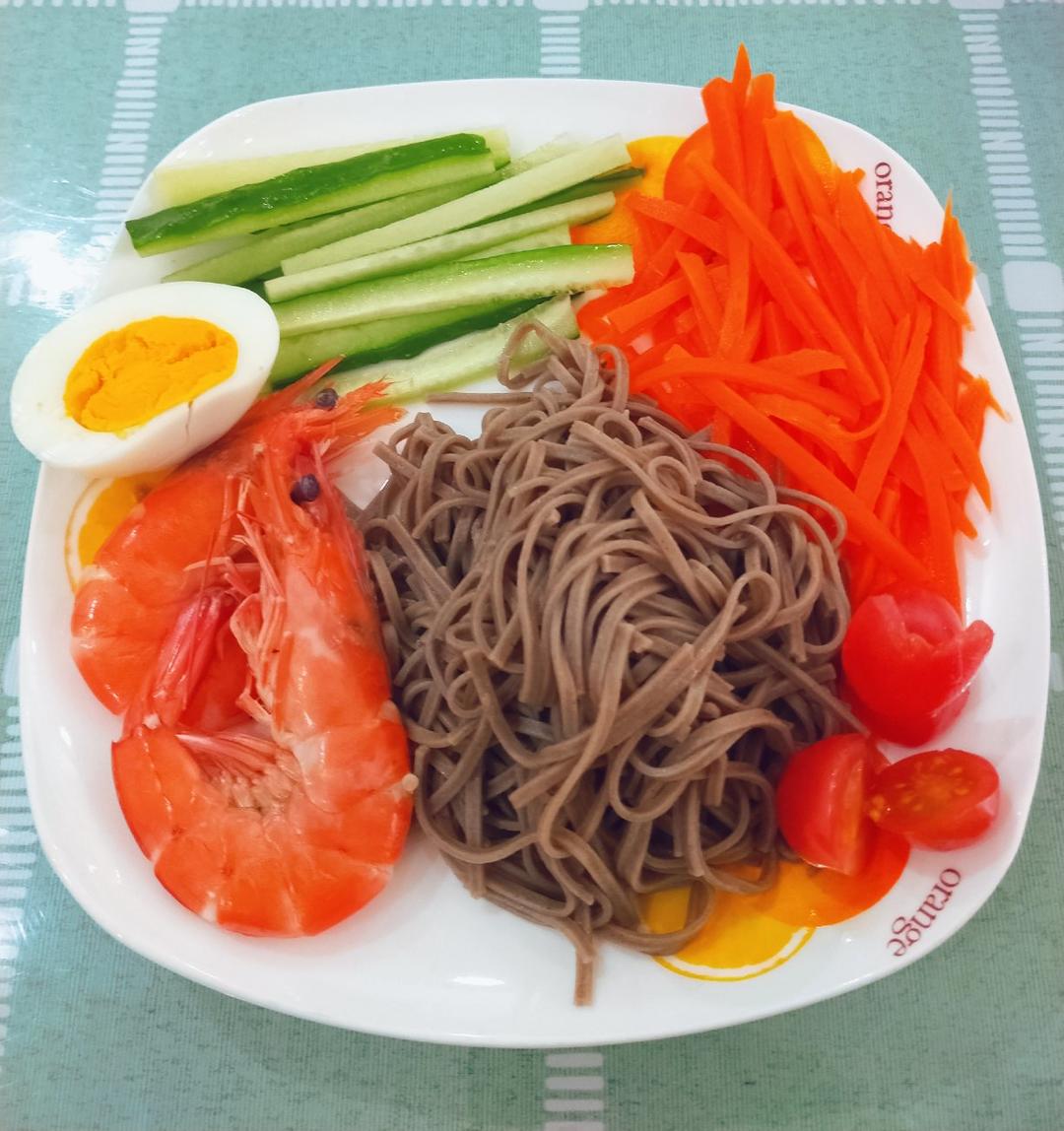 快手减脂餐❗️爆好吃的凉拌鸡丝荞麦面