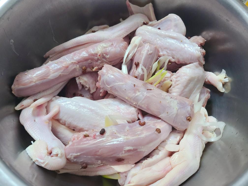 家庭解馋版周黑鸭🦆的做法 步骤3